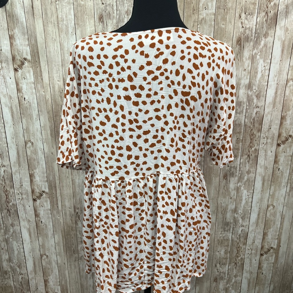 Orange and White Buttoned‎ Peplum Tunic - Picture 5 of 7